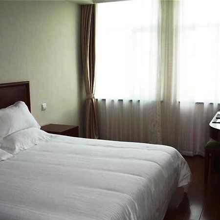 Greentree Inn Shanghai Songjiang University City New Songjiang Road Express Hotel エクステリア 写真