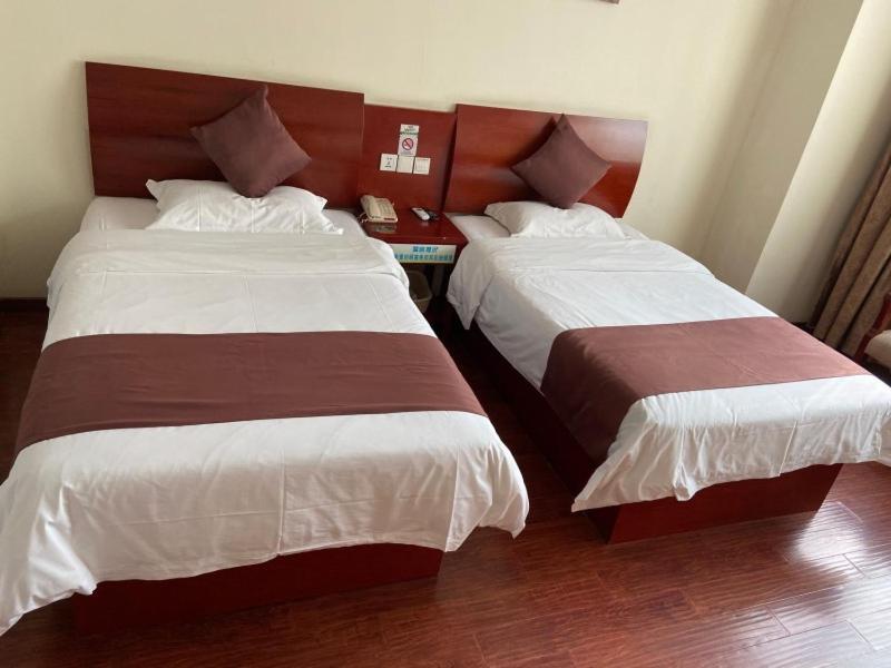 Greentree Inn Shanghai Songjiang University City New Songjiang Road Express Hotel エクステリア 写真