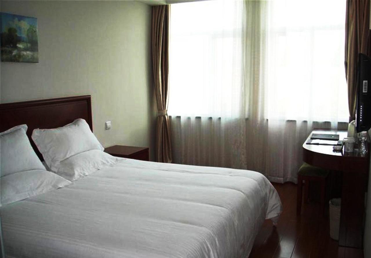 Greentree Inn Shanghai Songjiang University City New Songjiang Road Express Hotel エクステリア 写真