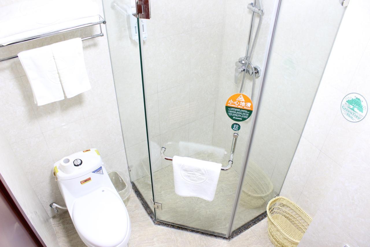 Greentree Inn Shanghai Songjiang University City New Songjiang Road Express Hotel エクステリア 写真