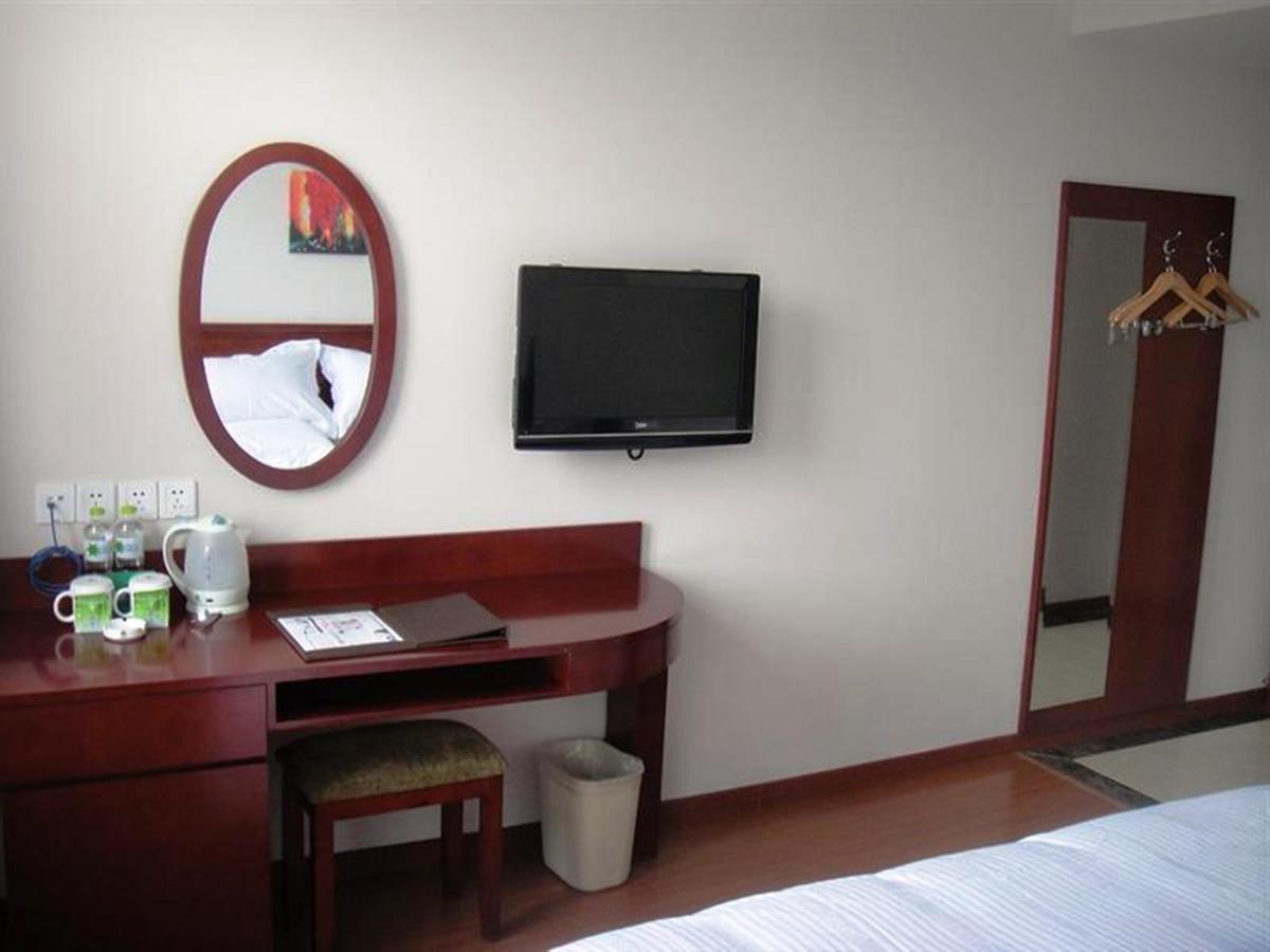 Greentree Inn Shanghai Songjiang University City New Songjiang Road Express Hotel エクステリア 写真